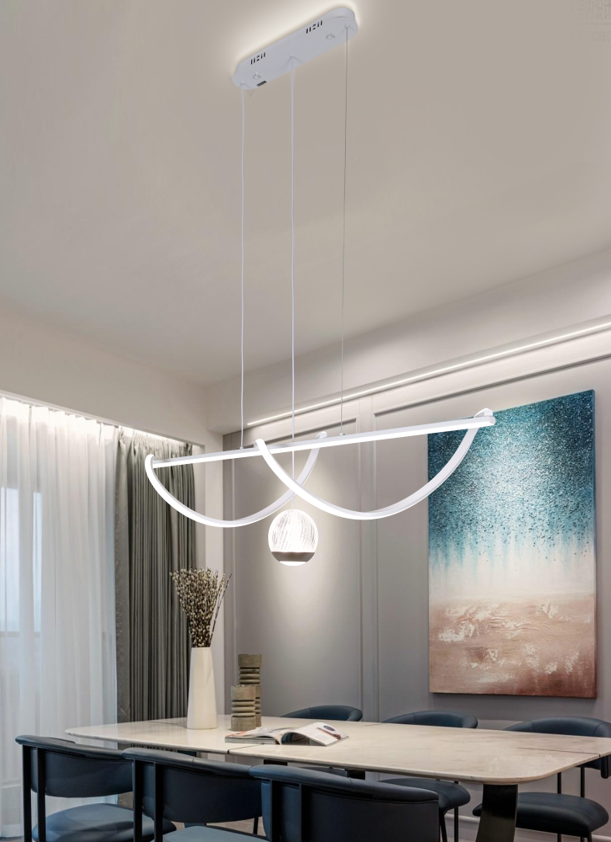 Crystal Echo Pendant Gold 28